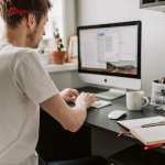 Domain dhe Hosting: Hapi i Parë për një Prani Profesionale Online